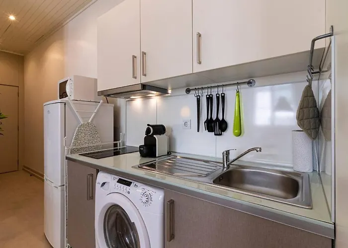 Charm And Comfort, In The Heart Of Chiado Apartman